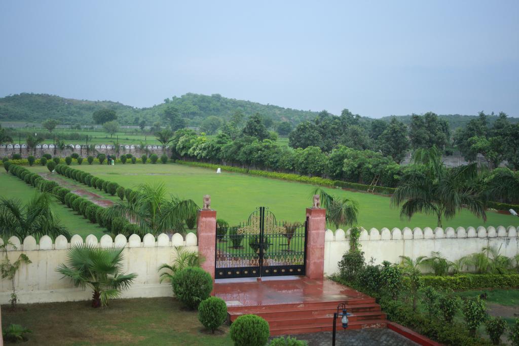 V Resorts Rajmahal Orchha Ngoại thất bức ảnh