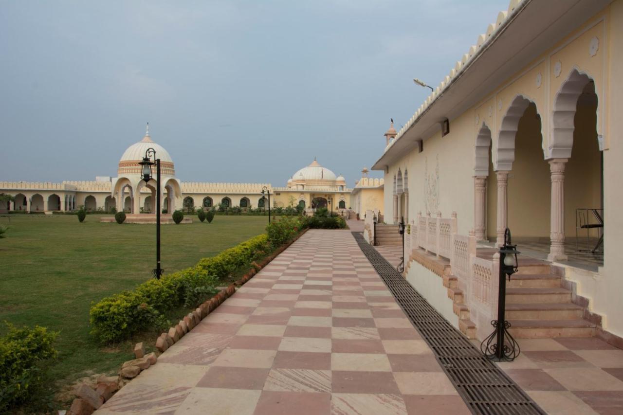 V Resorts Rajmahal Orchha Ngoại thất bức ảnh