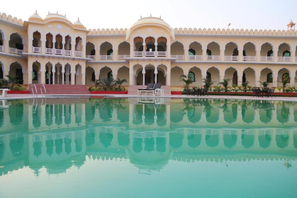 V Resorts Rajmahal Orchha Ngoại thất bức ảnh