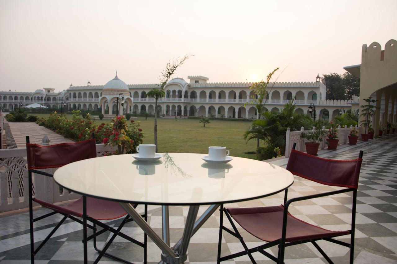 V Resorts Rajmahal Orchha Ngoại thất bức ảnh
