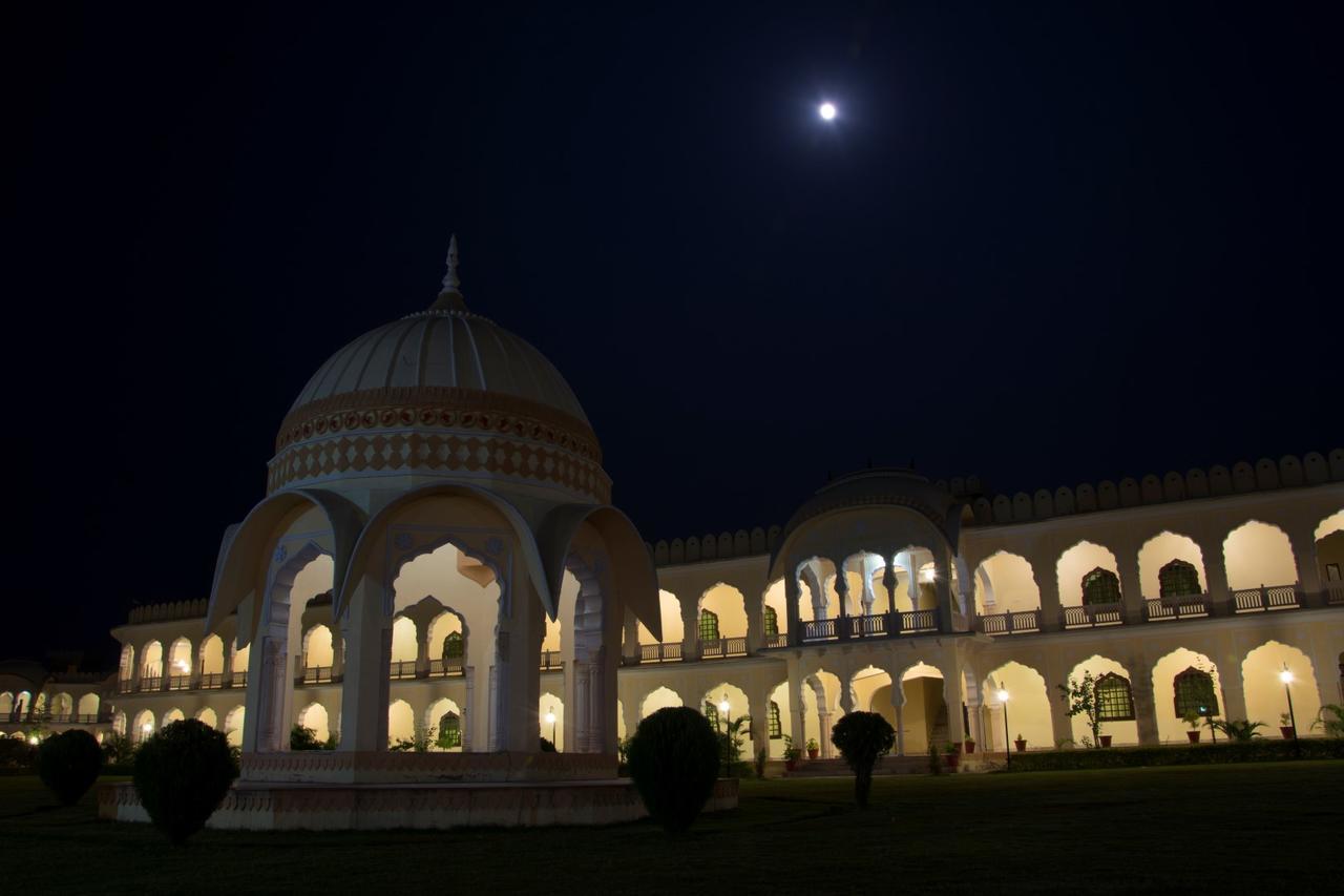 V Resorts Rajmahal Orchha Ngoại thất bức ảnh