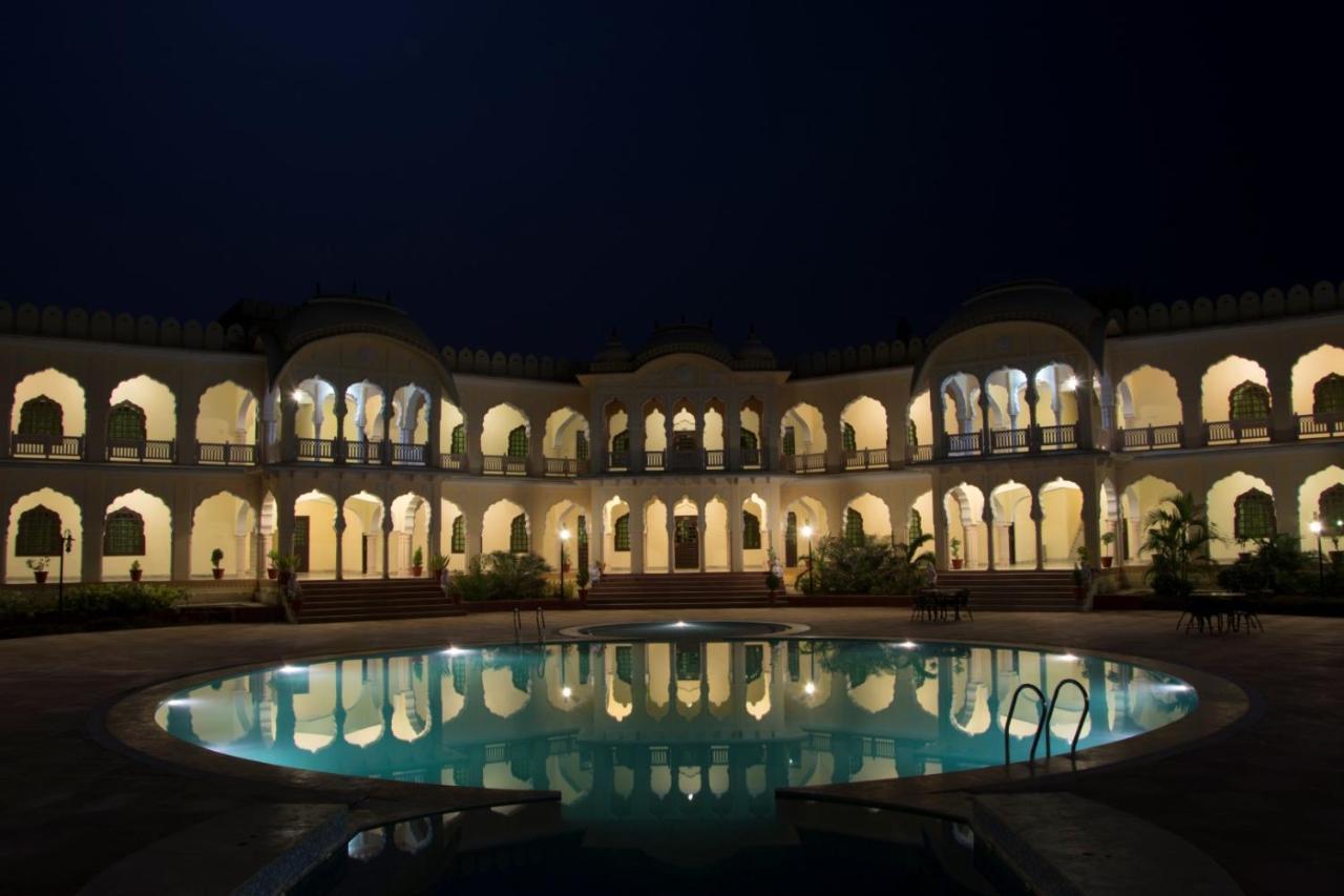 V Resorts Rajmahal Orchha Ngoại thất bức ảnh