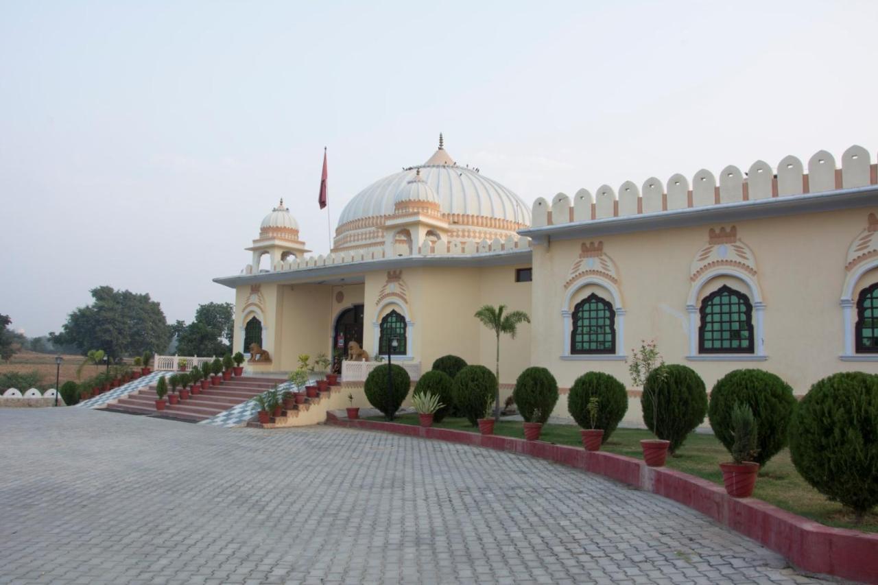 V Resorts Rajmahal Orchha Ngoại thất bức ảnh